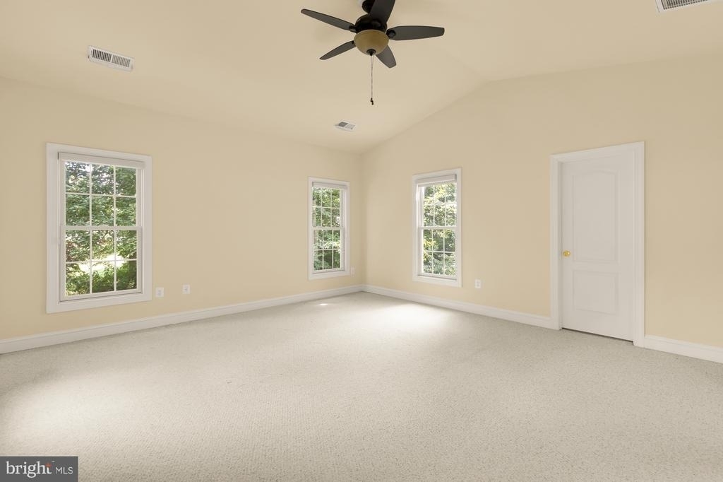 10606 Rosehaven Street - Photo 33