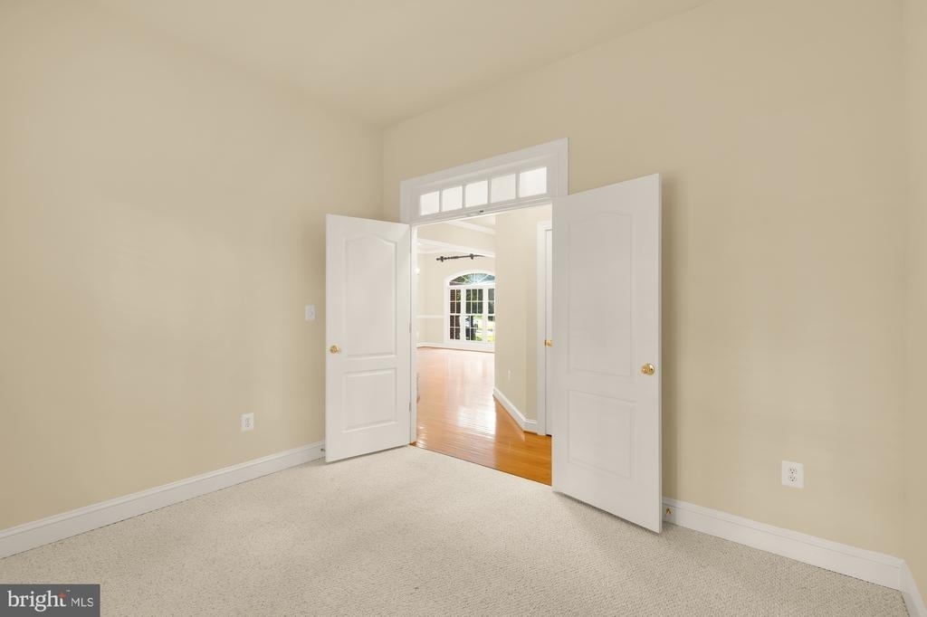 10606 Rosehaven Street - Photo 13
