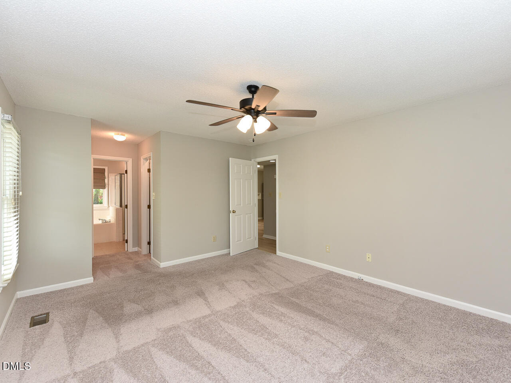 4916 Royal Adelaide Way - Photo 8