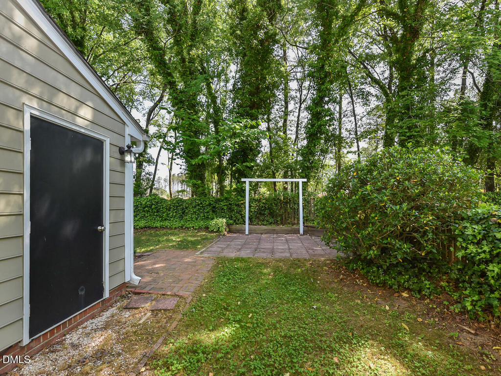 4916 Royal Adelaide Way - Photo 18