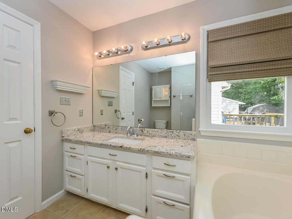 4916 Royal Adelaide Way - Photo 11