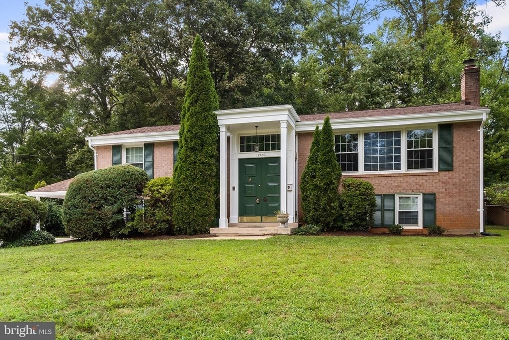 9120 Kristin Lane - Photo 0