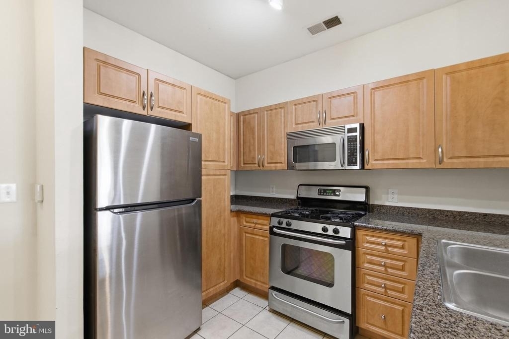 12913 Centre Park Circle - Photo 10