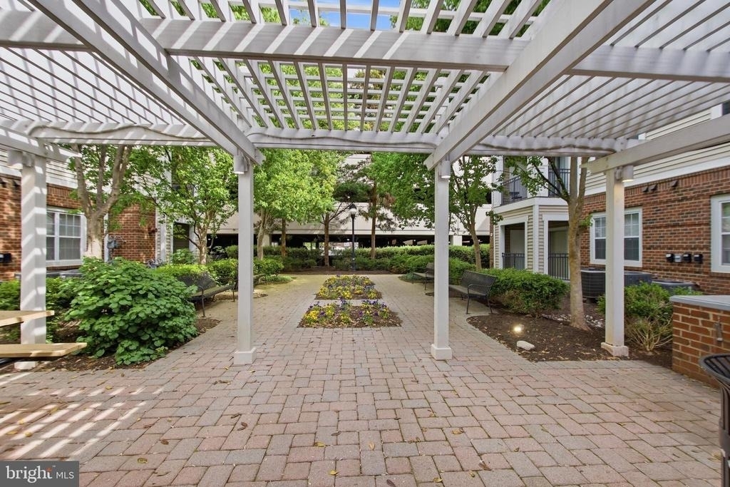12913 Centre Park Circle - Photo 29