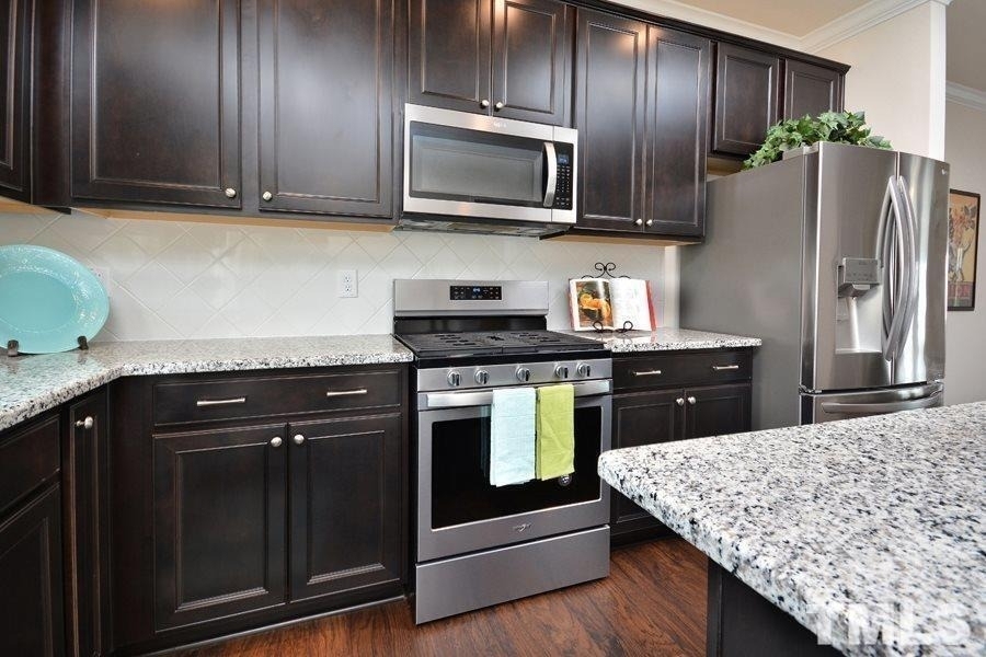 1108 Finch Court - Photo 9