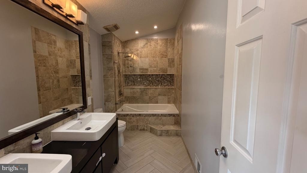 12319 Cliveden Street - Photo 14