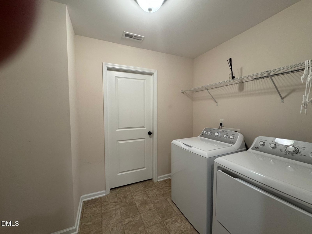 828 Bristol Bridge Drive - Photo 10
