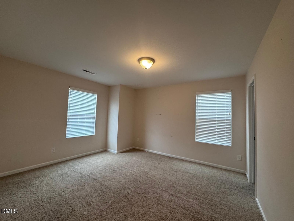 828 Bristol Bridge Drive - Photo 9