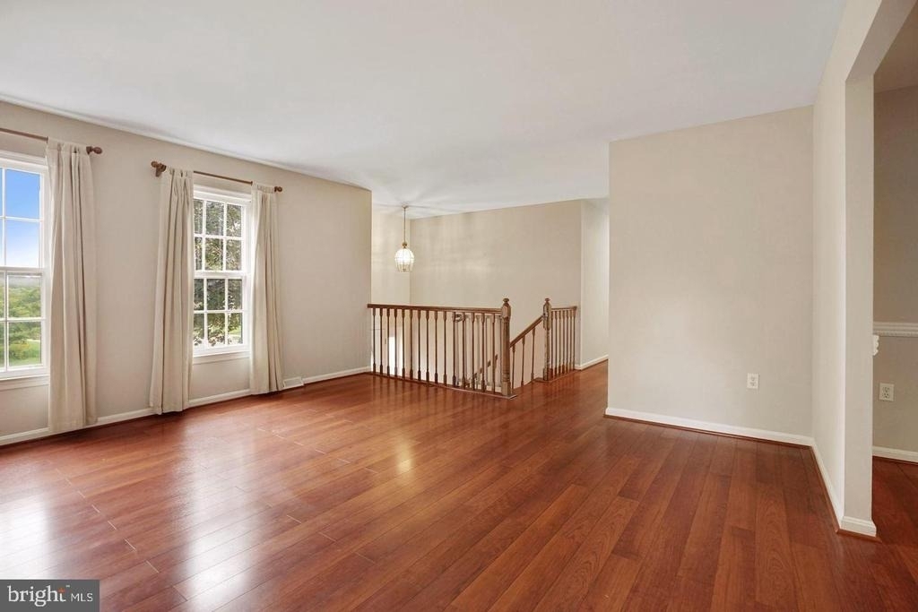 7620 Maritime Lane - Photo 4