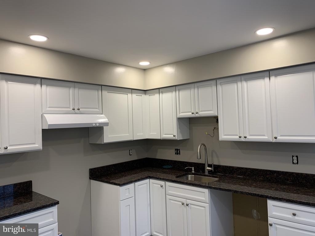 6327 Prince Way - Photo 2