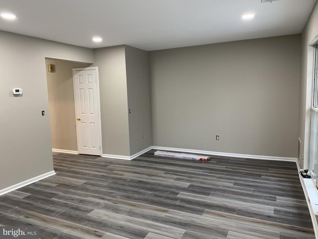 6327 Prince Way - Photo 4