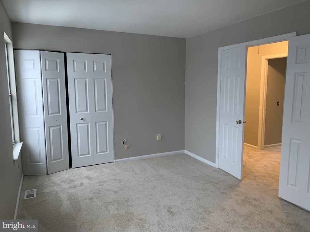 6327 Prince Way - Photo 9