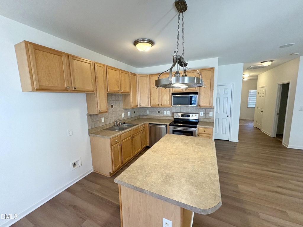 255 Plaza Drive - Photo 4