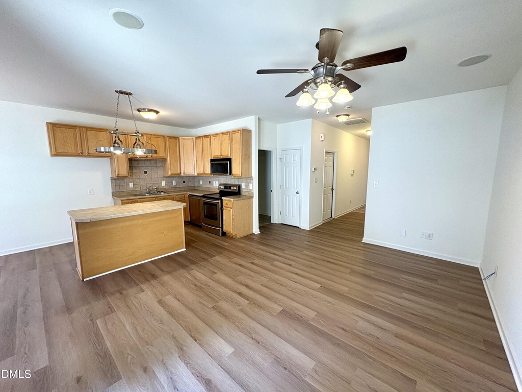255 Plaza Drive - Photo 3