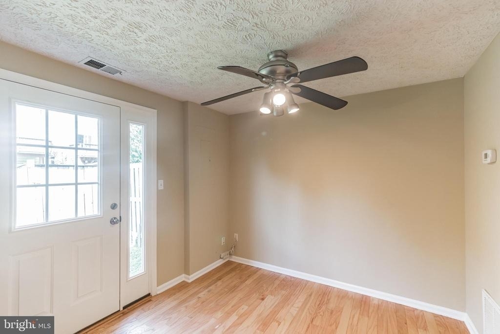 6302 Betsy Ross Court - Photo 13