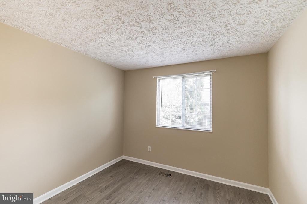 6302 Betsy Ross Court - Photo 22