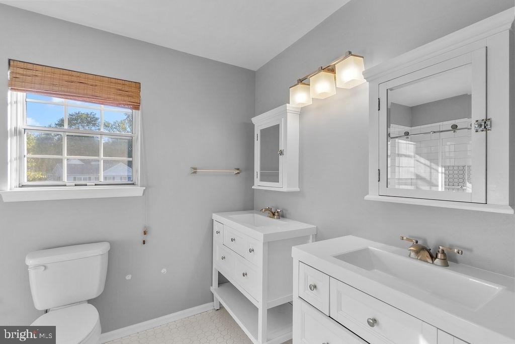 10004 Georgian Woods Court - Photo 22
