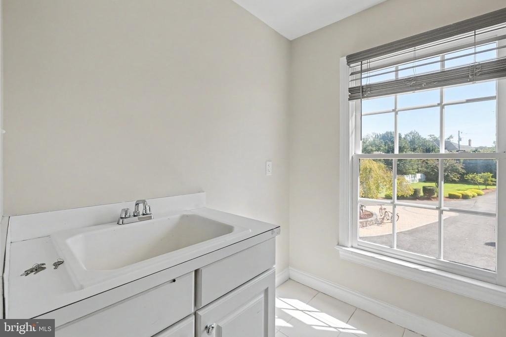 7020 Ordway Road - Photo 45