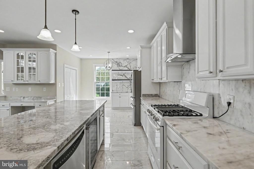 7020 Ordway Road - Photo 29