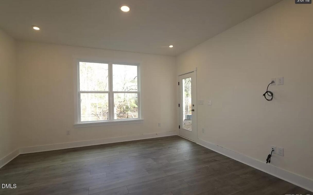 473 Autumn Rain Street - Photo 5