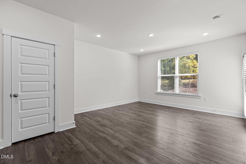 473 Autumn Rain Street - Photo 7