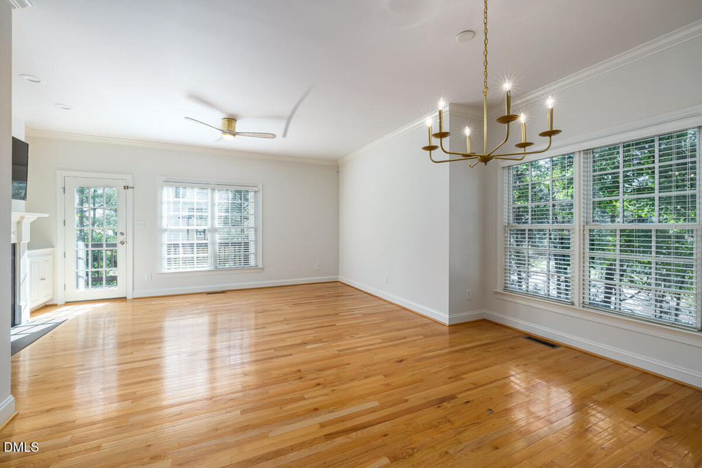 1300 Cameron View Court - Photo 7