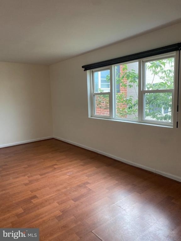 3045 Patrick Henry Drive - Photo 2