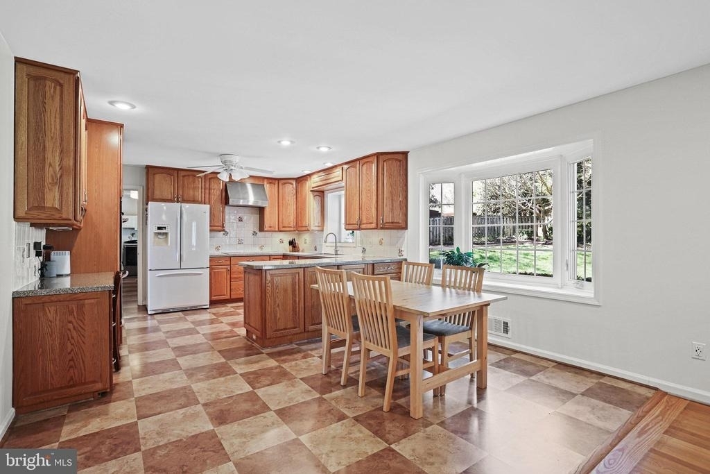 7730 Falstaff Road - Photo 23