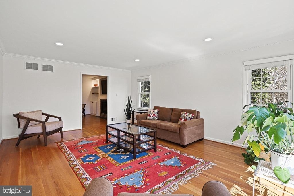 7730 Falstaff Road - Photo 10