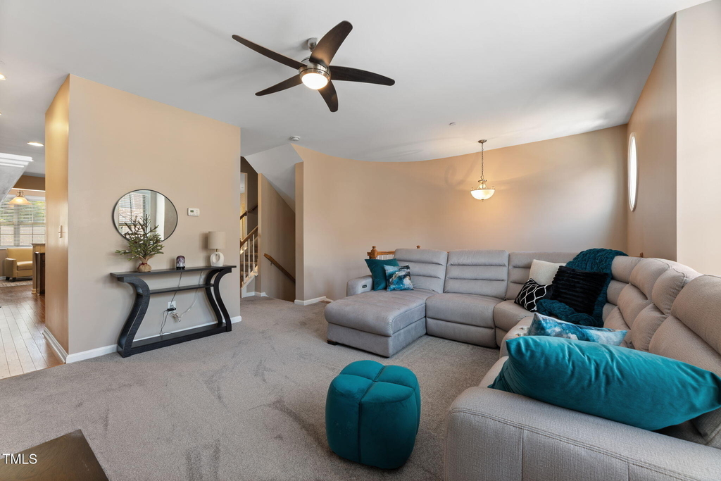 8331 Primanti Boulevard - Photo 3