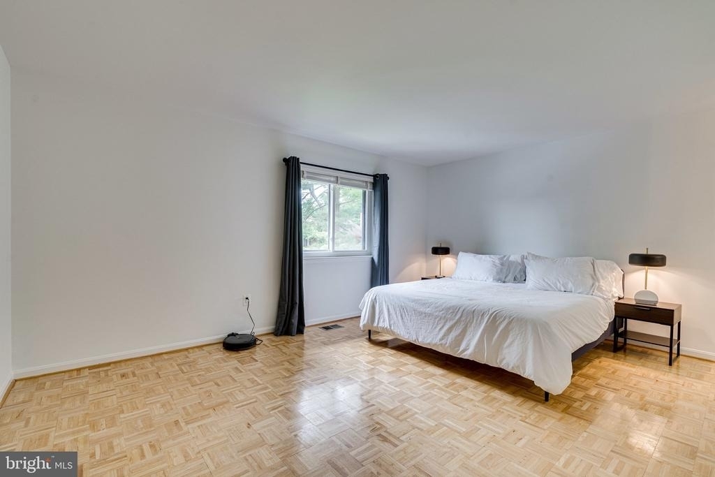 11016 Saffold Way - Photo 13