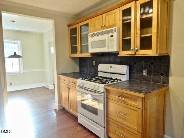 1618 Delaware Avenue - Photo 9