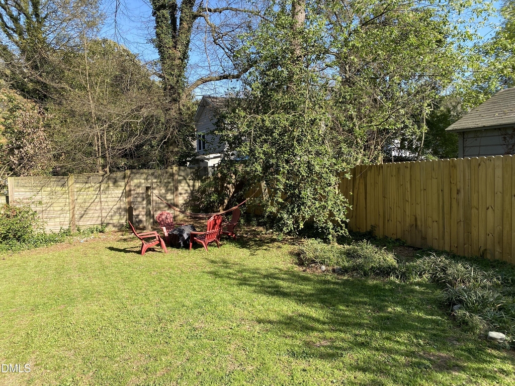 1618 Delaware Avenue - Photo 17