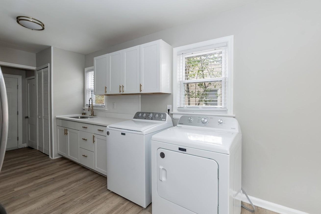 1400 Rosewood Avenue - Photo 8