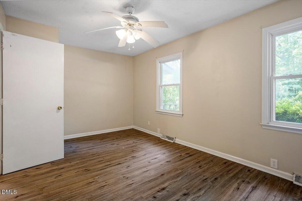 5302 Covey Court - Photo 7