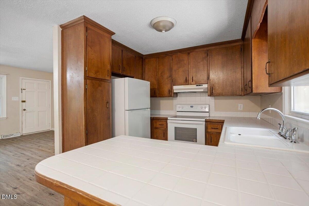 5302 Covey Court - Photo 3