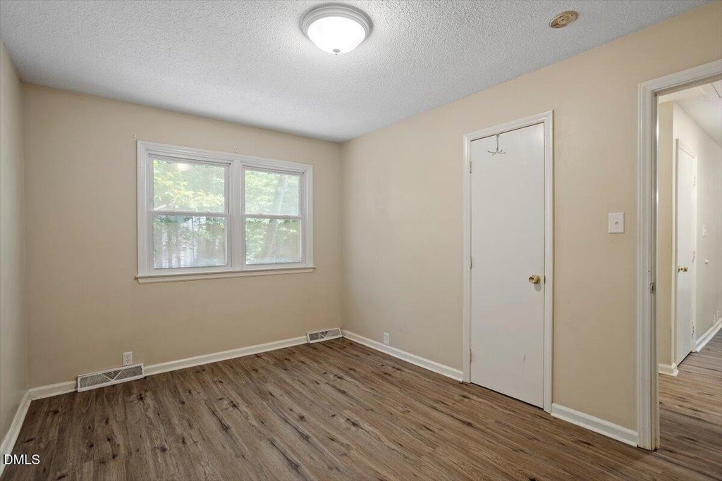 5302 Covey Court - Photo 11