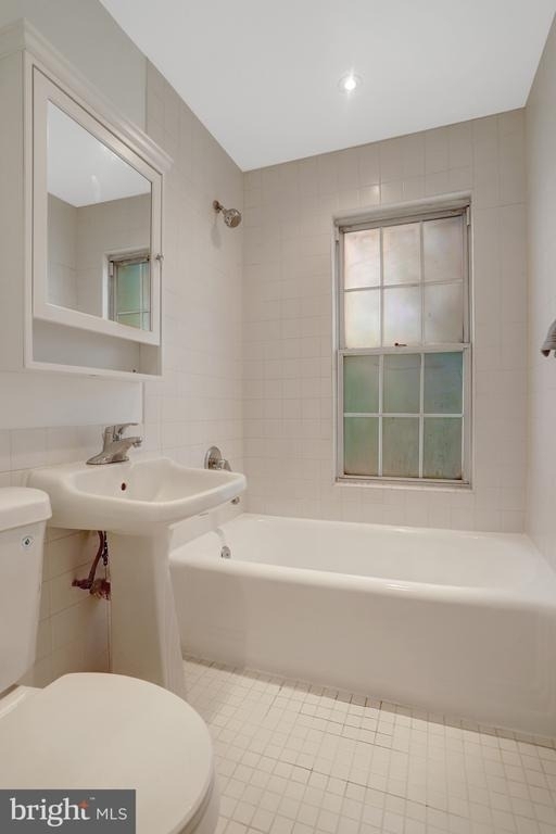 1800 Dewitt Avenue - Photo 19
