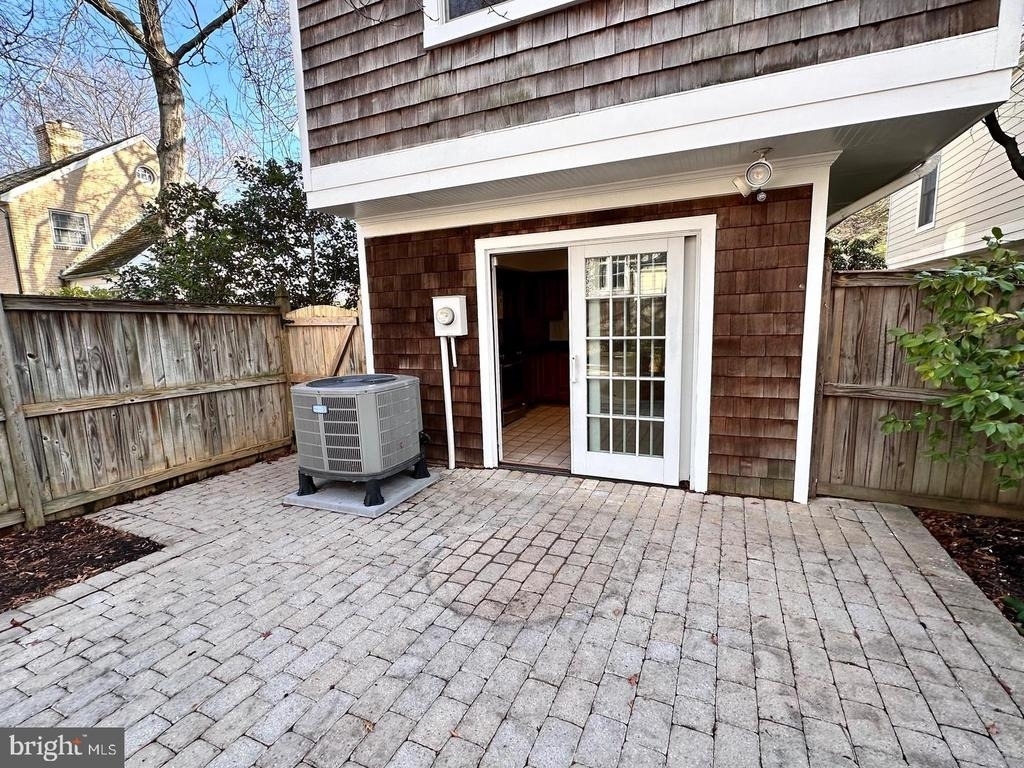 505 Carlisle Drive - Photo 15