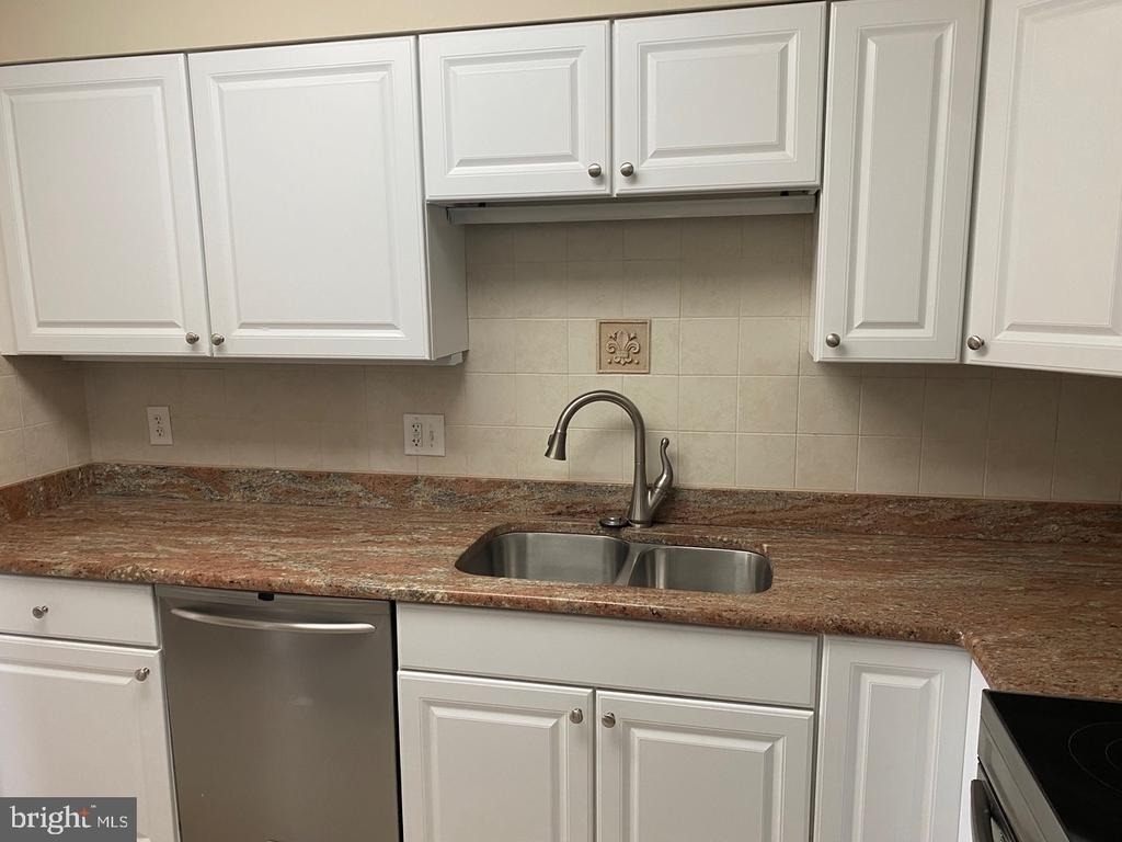 5500 Holmes Run Parkway - Photo 7