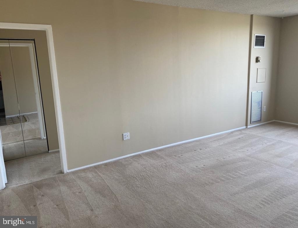 5500 Holmes Run Parkway - Photo 2