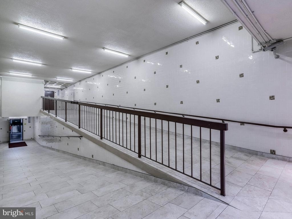 5500 Holmes Run Parkway - Photo 36