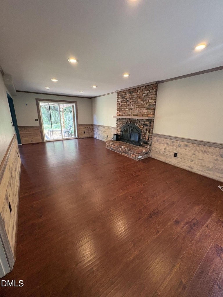 2353 Ravenhill Drive - Photo 2