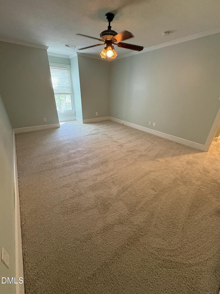 2353 Ravenhill Drive - Photo 5