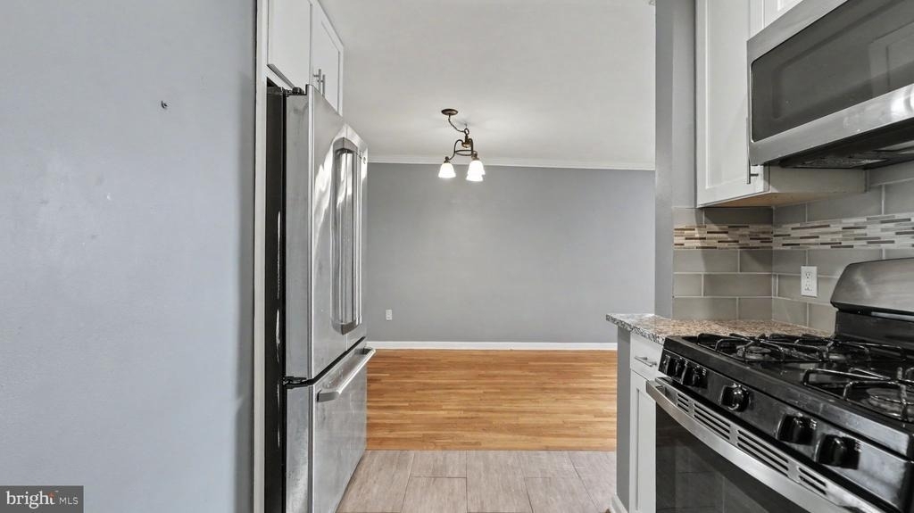 2016 N Adams Street - Photo 5