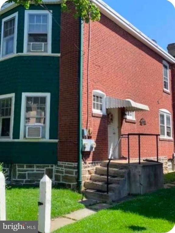 4206 Houghton Street - Photo 1