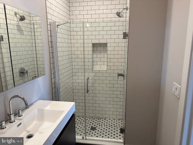 907 Leland Street - Photo 11