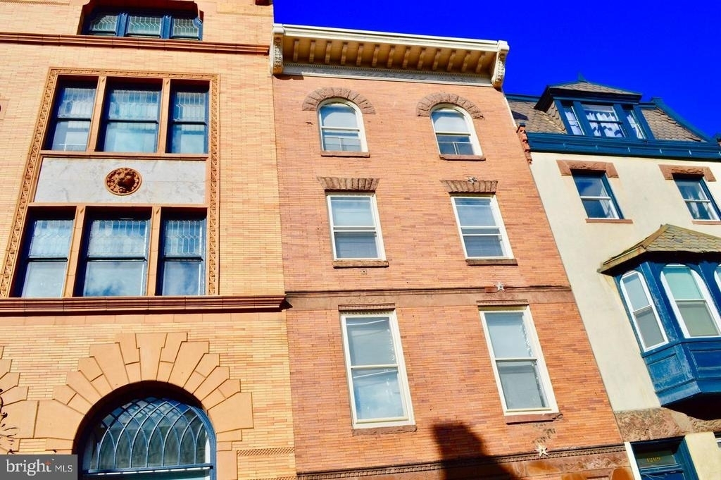 1211 Locust Street - Photo 11