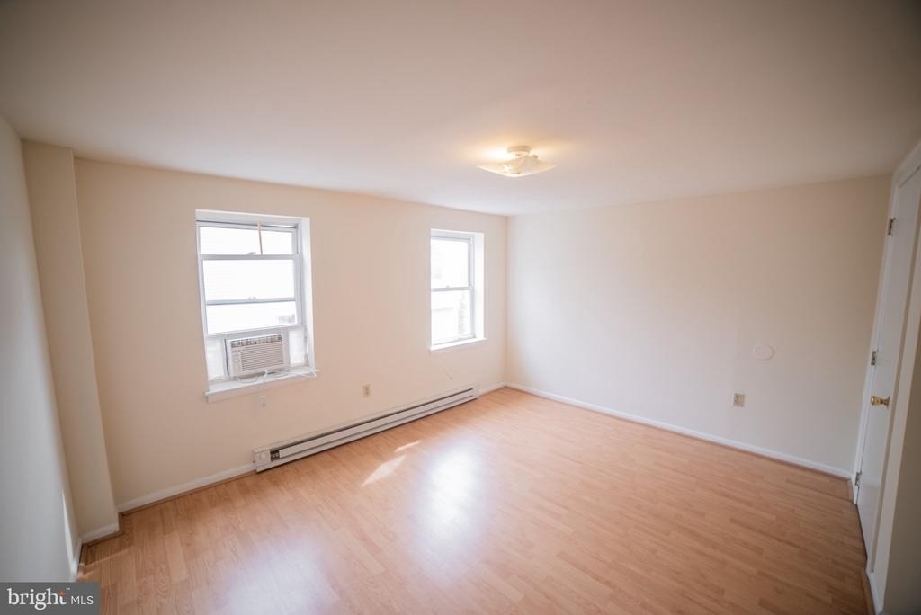 1305 N Lawrence Street - Photo 9