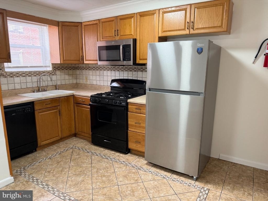 4206 Vista Street - Photo 4
